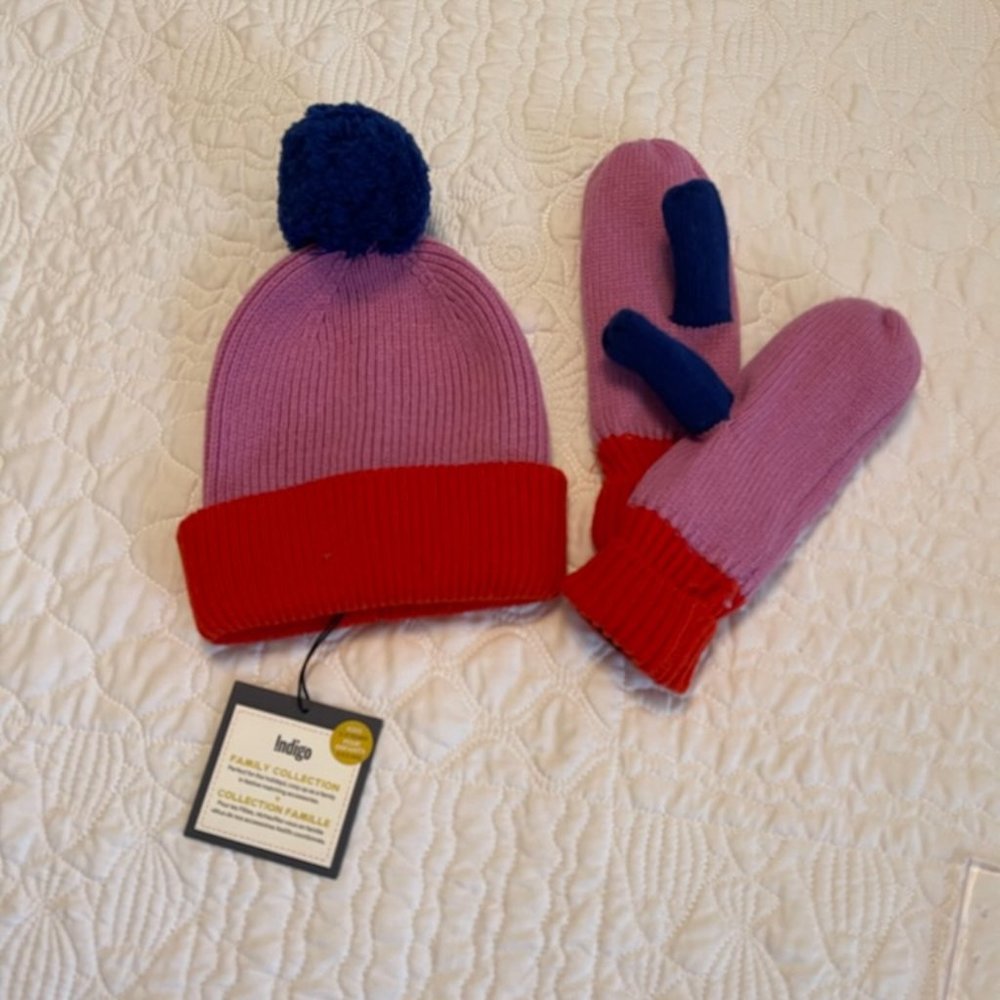 Girls Hat and Mitten set
